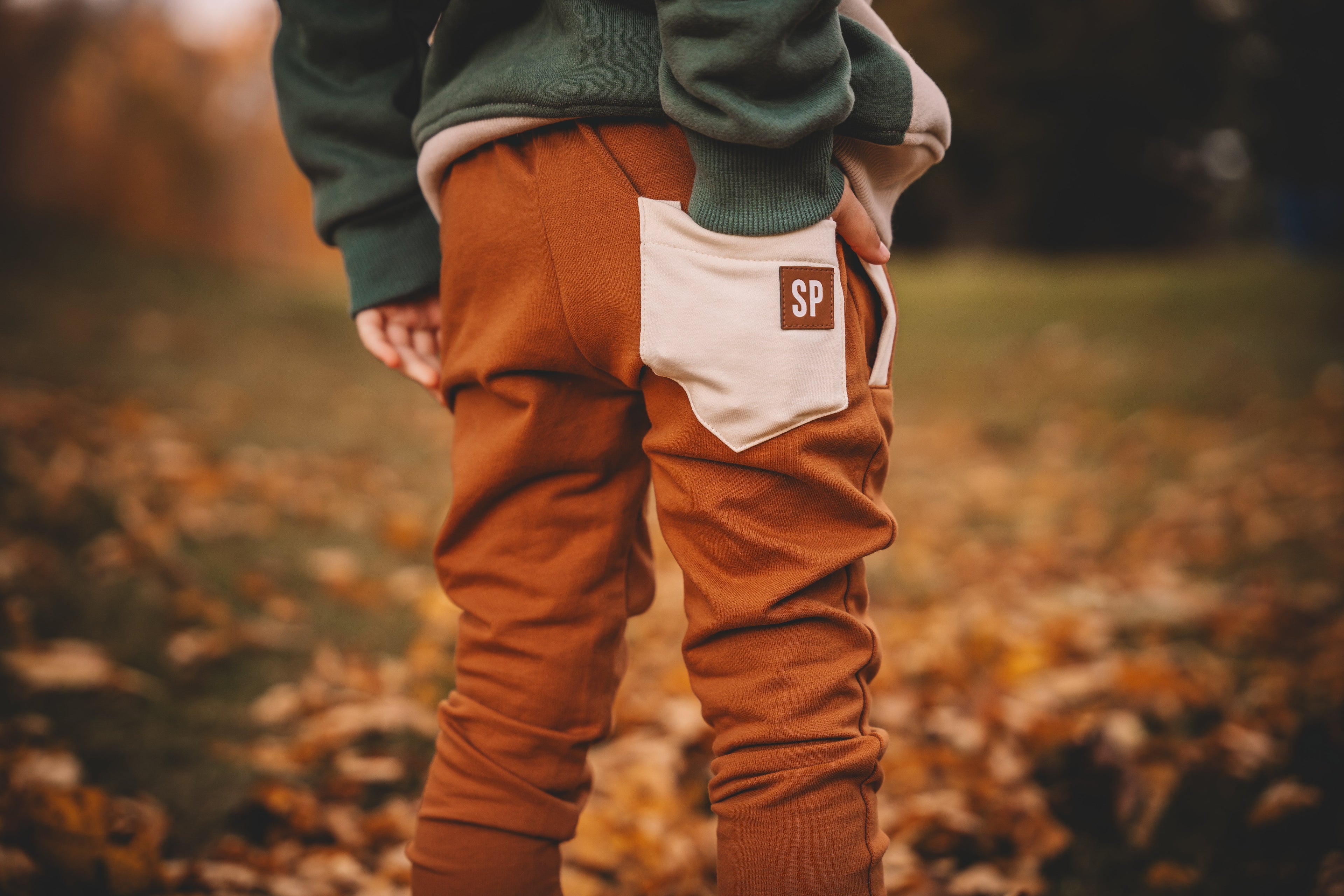 Leaf Walker Joggers